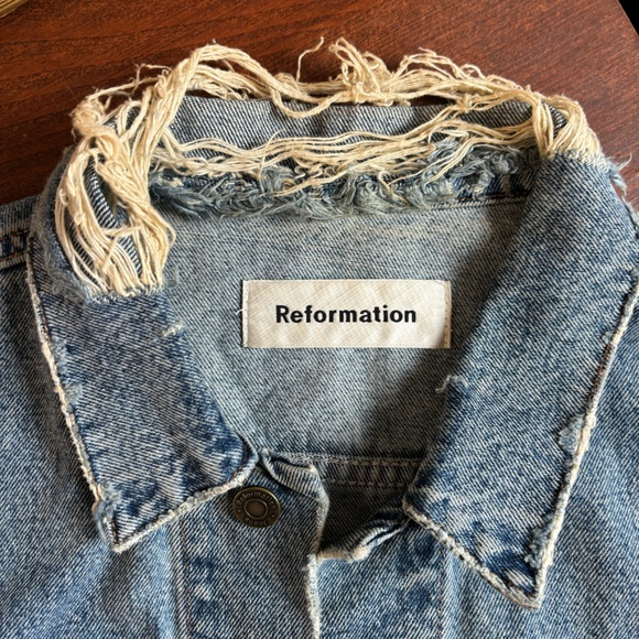 Reformation Distressed Jean Jacket - M - Picture 7 of 8